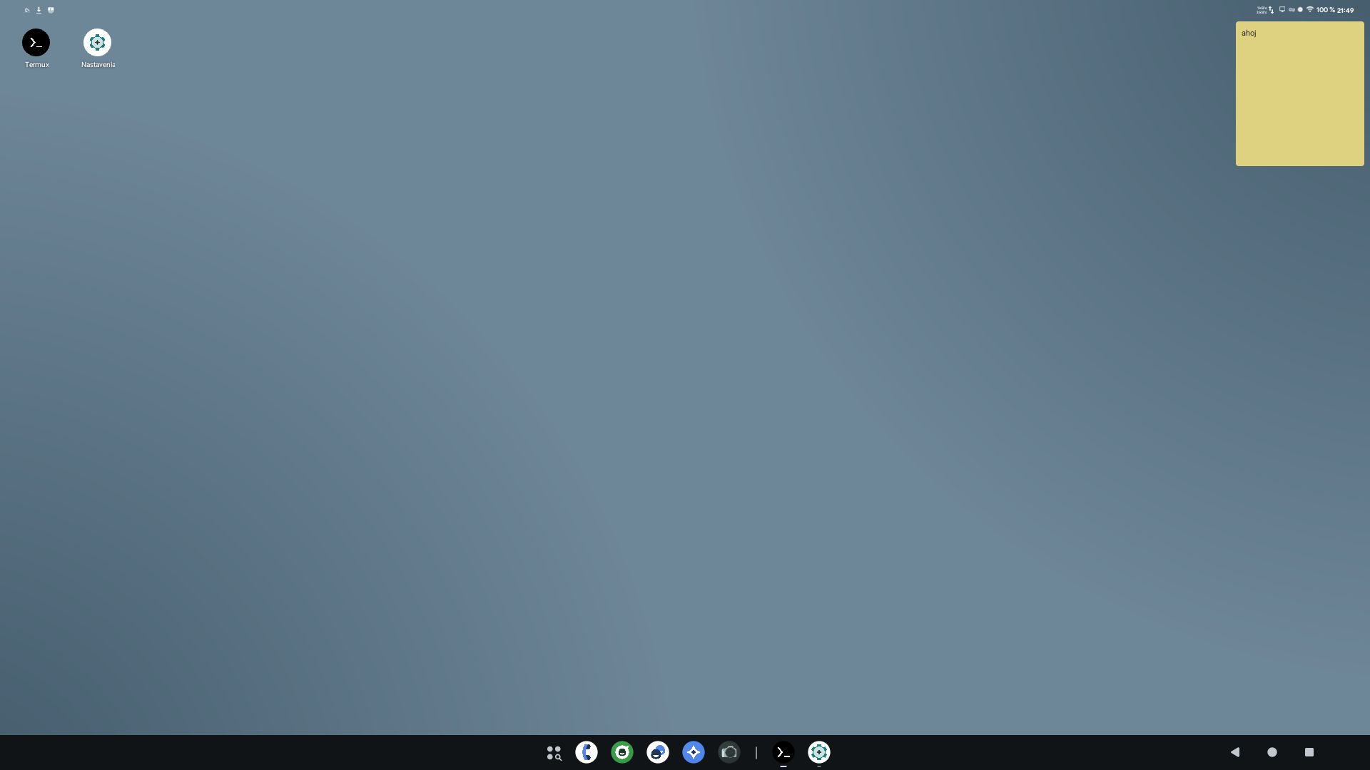 Android desktop mód z S20 Ultra bežiaci na externom monitore